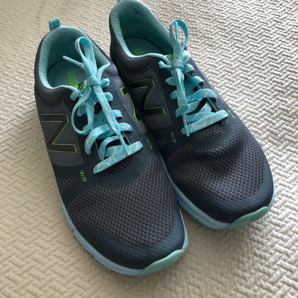 New Balance Aqua Gray 715 Sneakers Size 10